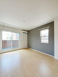 熊本市電A系統 健軍町駅 バス9分 古閑入口下車 徒歩2分の賃貸アパート 2階2LDKのリビング/ダイニング