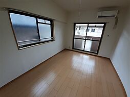 リーブラ都府楼弐番館 301 3階1Kのリビング/ダイニング