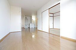 ロイヤルコーポ 203 2階1LDKのリビング/ダイニング