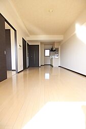 元町パークビル 705 7階1LDKのリビング/ダイニング