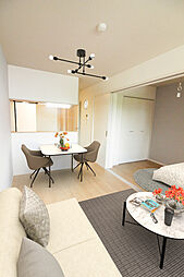 サニーヒル旗崎 306 3階1LDKのリビング/ダイニング