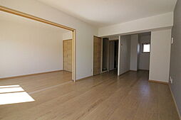 ユーミー中原　Ｂ棟 201 2階1LDKのリビング/ダイニング