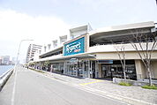 株）西鉄ストア レガネット地行まで300ｍ