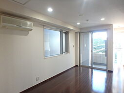 ティンバーコート松本 303 3階1LDKのリビング/ダイニング