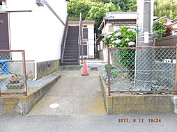 6 / 11