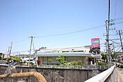 スーパー
