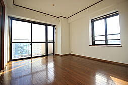 ベルビューレ江坂弐番館 808 8階3LDKのリビング/ダイニング