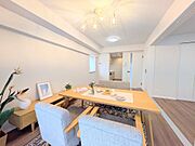 LDK13.3帖☆南西向きのお部屋なので明るい雰囲気☆