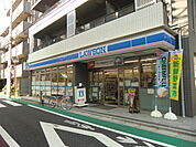 ローソン 新宿新小川町店
