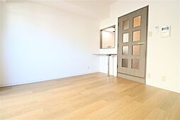 阪急神戸本線 岡本駅 徒歩8分の賃貸マンション 3階1Kのリビング/ダイニング