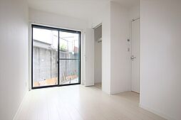 サンセール新杉田 105 1階1Kのリビング/ダイニング