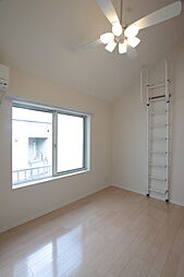 アザーレ二子玉川Ｂ棟 202 2階ワンルームのリビング/ダイニング