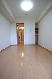 アドゥール 602 6階ワンルームのリビング/ダイニング