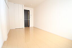 ビクロス 102 1階1Kのリビング/ダイニング