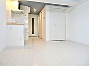 ★白を基調とした明るいお部屋です★※同間取り参考写真