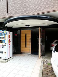 7 / 11