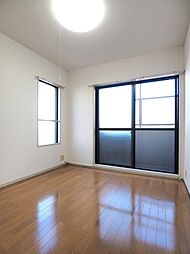 Ｅ−ＳＴＯＲＹ黒川 105 1階1Kのリビング/ダイニング