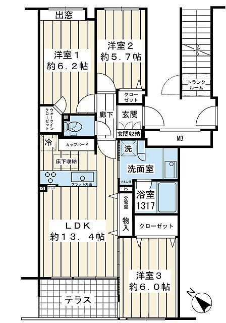 テラス付きの南西向き1階住戸。室内外の収納が充実した3LDKです。2026年8月リノベーション完成。