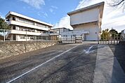 桐生市立新里東小学校(1、153m)