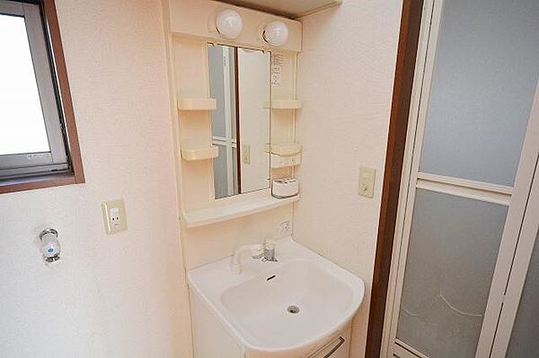 detached 群馬県伊勢崎市下触町1037-5
下触町の賃貸情報を見る
物件地図