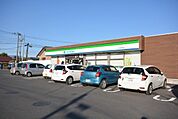 ファミリーマートみどり大間々店(1、099m)