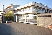 桐生市立神明小学校(961m)