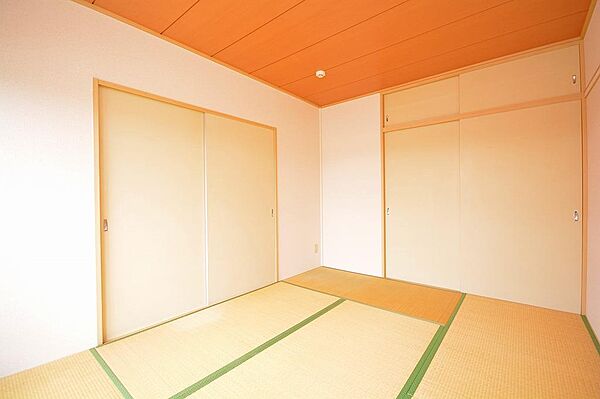 apartment 群馬県みどり市笠懸町阿左美534-4
笠懸町阿左美の賃貸情報を見る
物件地図