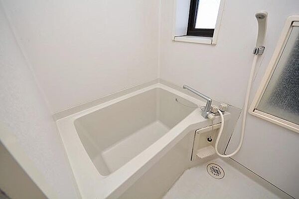 apartment 群馬県みどり市笠懸町阿左美602-6
笠懸町阿左美の賃貸情報を見る
物件地図