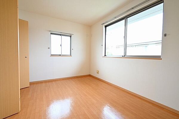 apartment 群馬県桐生市相生町2丁目1073-24
相生町の賃貸情報を見る
物件地図