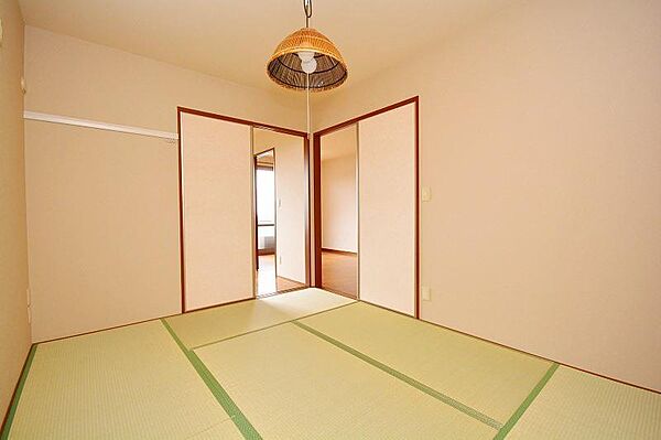 apartment 群馬県桐生市新里町新川3986
新里町新川の賃貸情報を見る
物件地図