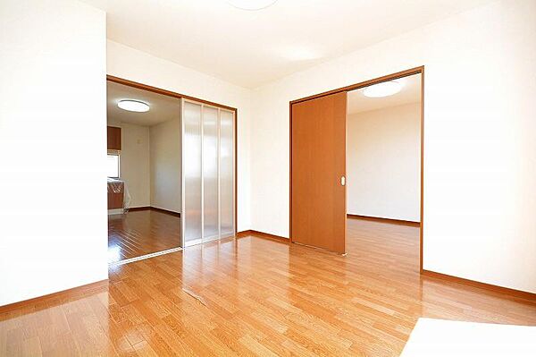 apartment 群馬県みどり市笠懸町久宮192-35
笠懸町久宮の賃貸情報を見る
物件地図