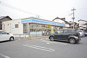 ローソン 桐生境野町六丁目店(221m)