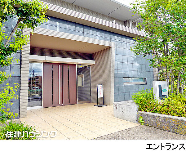 玄関を拡大表示