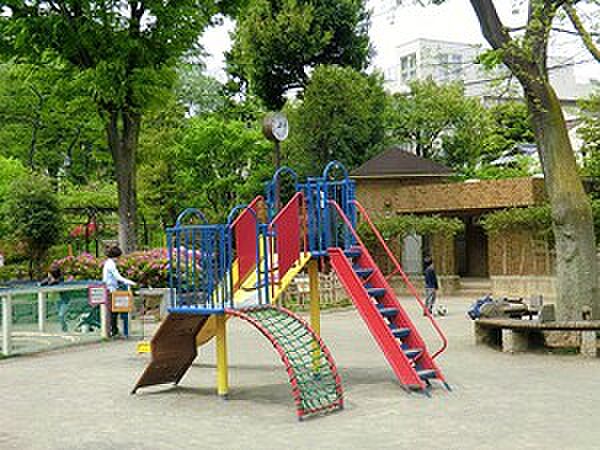 周辺を拡大表示
