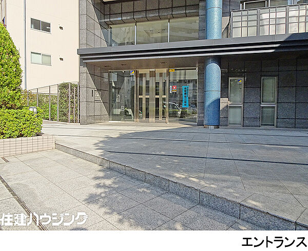 玄関を拡大表示