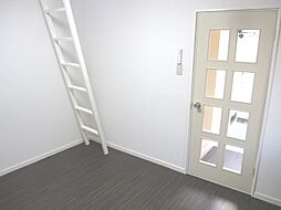 プラザドゥウィルシャーＡ棟 201 2階1Kのリビング/ダイニング