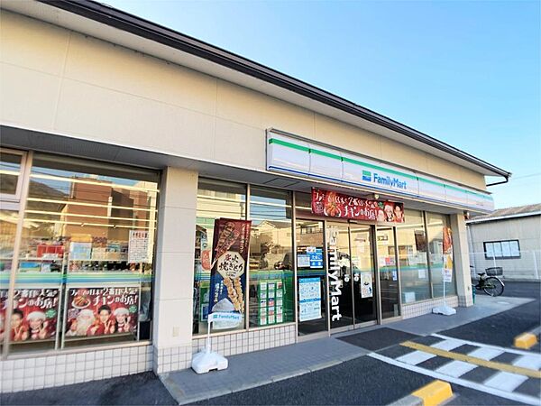 画像19:ファミリーマート 山科大塚店（652m）