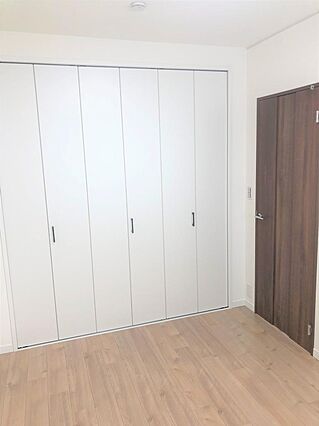 こちらのクロー...