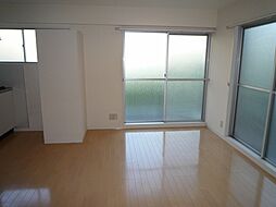 都営大江戸線 麻布十番駅 徒歩9分の賃貸マンション 2階ワンルームのリビング/ダイニング