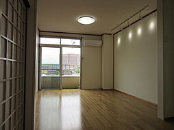 パセオ西開発 302号室 3階2LDKのリビング/ダイニング