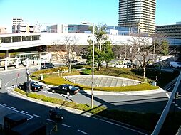 [周辺] 武蔵浦和駅(JR 埼京線) 徒歩13分。 1040m