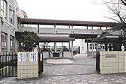 名古屋市立名東小学校まで180m