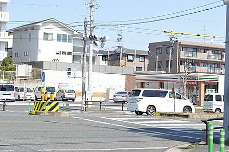セブンイレブン名古屋鴻の巣2丁目店まで570m