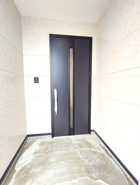 玄関を拡大表示