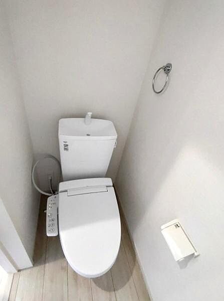 トイレを拡大表示