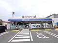 ローソン名東藤...