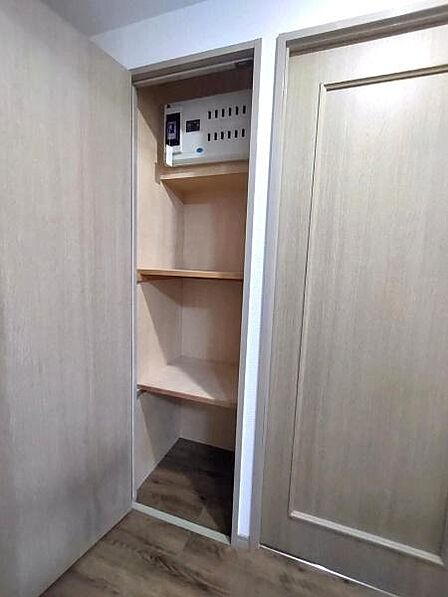 廊下収納