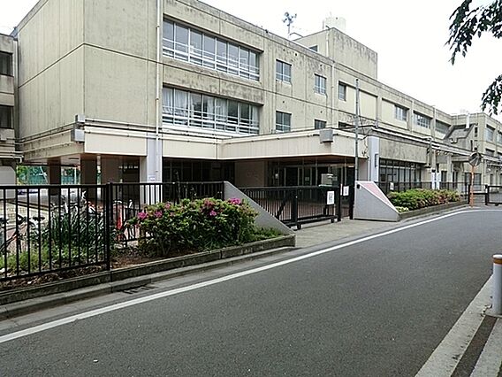 川崎市立藤崎小...