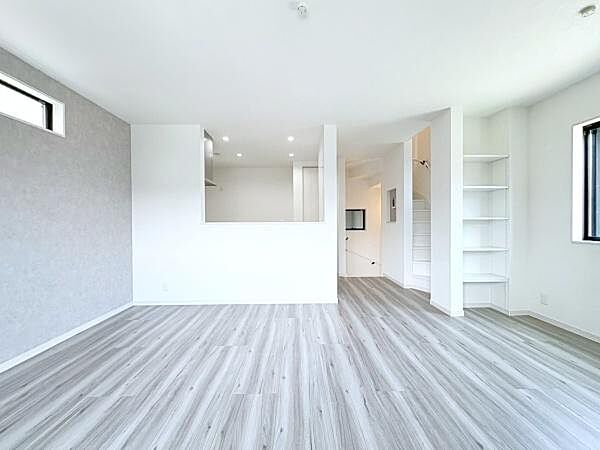 リビング/ダイニングを拡大表示