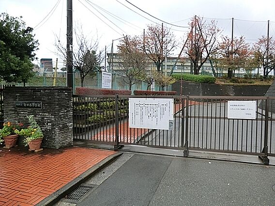 横浜市立都田西...